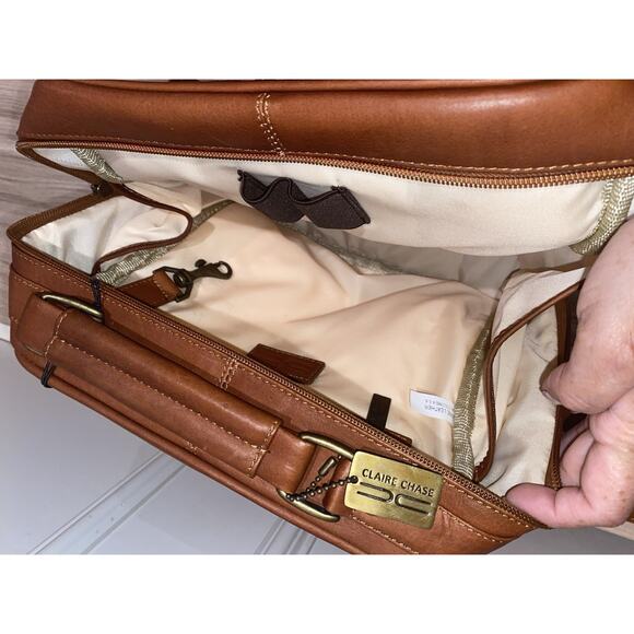 NOT FOR SALE: Claire Chase NWT Jumbo Man Bag 405 Saddle Leather Messenger Bag - Picture 9 of 15